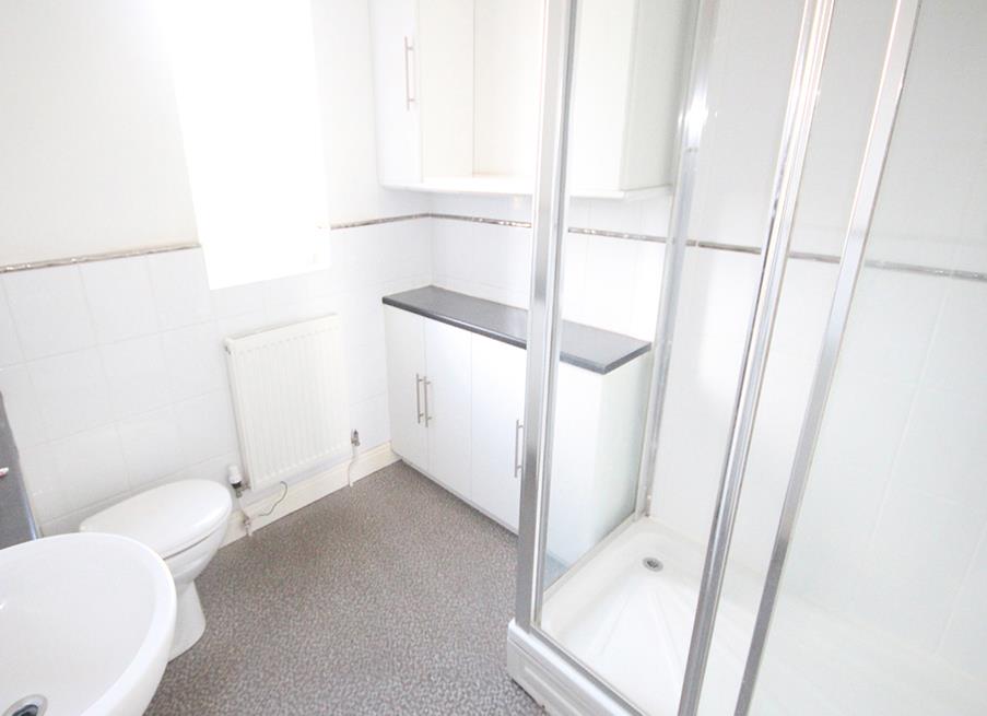 3 bedroom semi-detached house To Let in Barnoldswick - IMG_4637.jpg